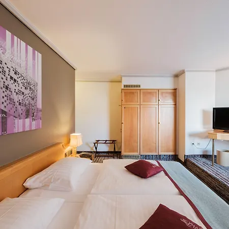 Pelikan Hotel 3*